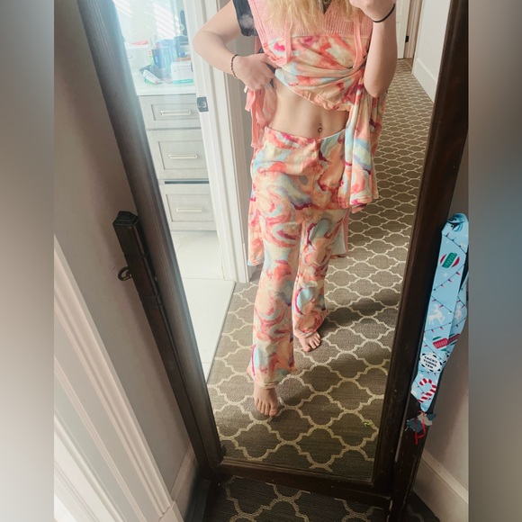 NWT Free People Movement All That Set Printed Multi Set Vest and Pants - Picture 2 of 5